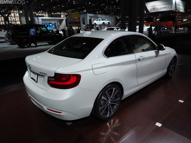 bmw-228i-track-handling-package-photos-09