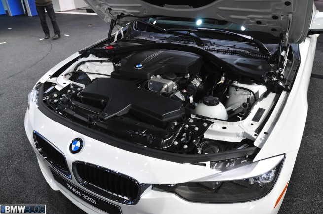 bmw-320i-09