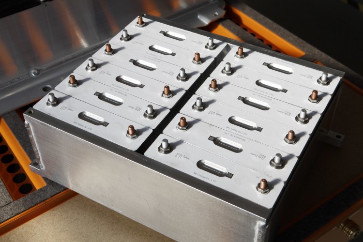 BMW i: Stationary energy storage for households coming in 2016?