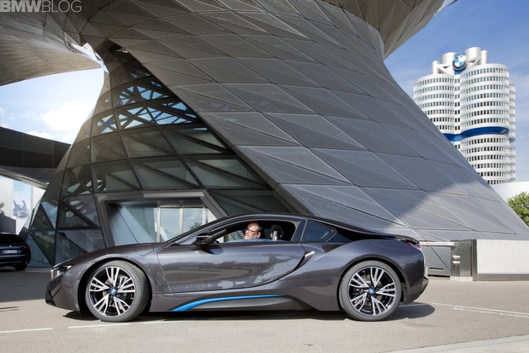 bmw-i8-deliveries-05