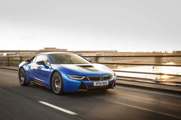 bmw-i8-protonic-blue-64