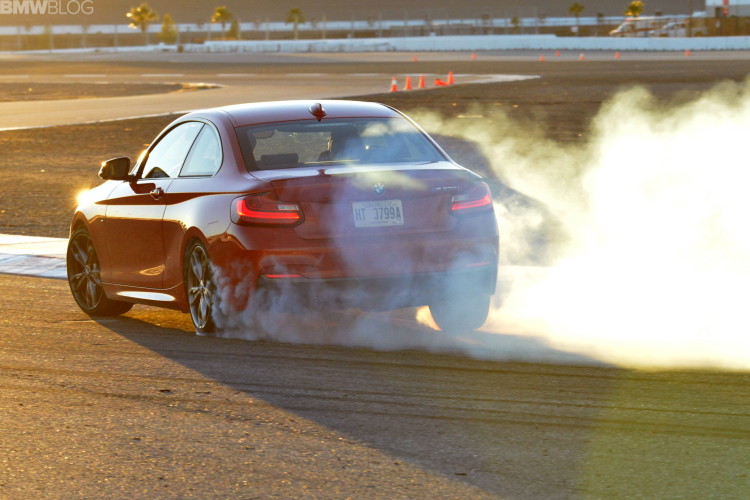 bmw-m235i-on-track-57
