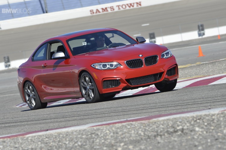bmw-m235i-track-0
