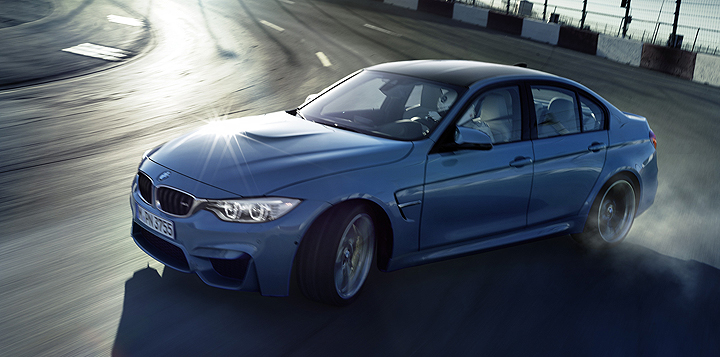 BMW M3 and BMW M4 Inside: The new M Servotronic
