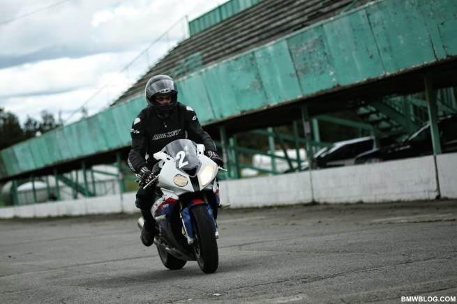 bmw-s1000rr-review-50
