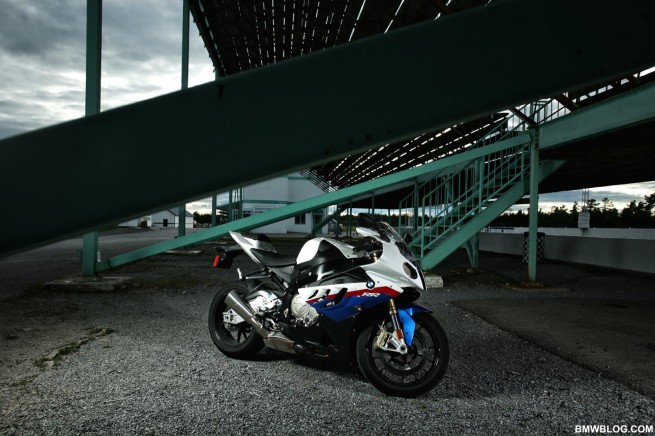 bmw-s1000rr-review-65