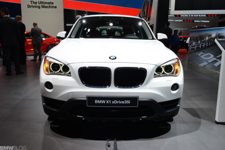 BMW introduces the 2015 BMW X1 with new ambiance