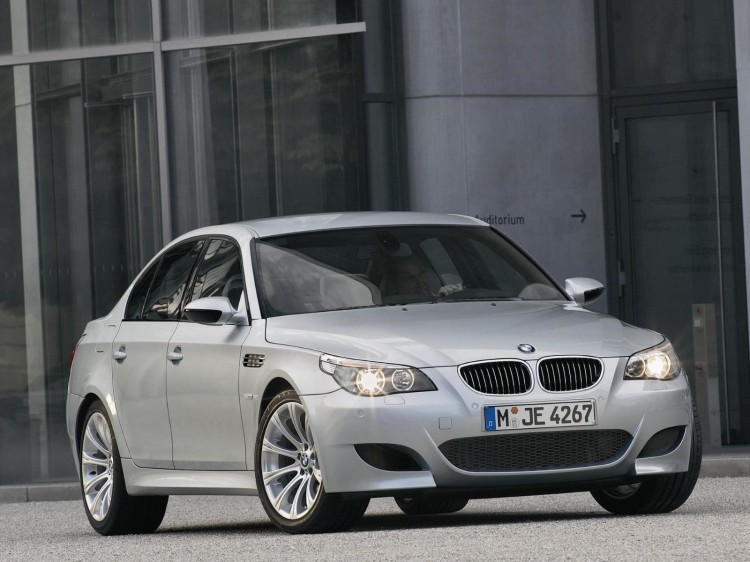 bmw_e60_m5-51fuig