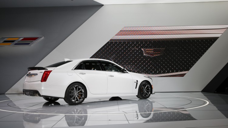 NAIAS Tuesday, Jan. 13, 2015