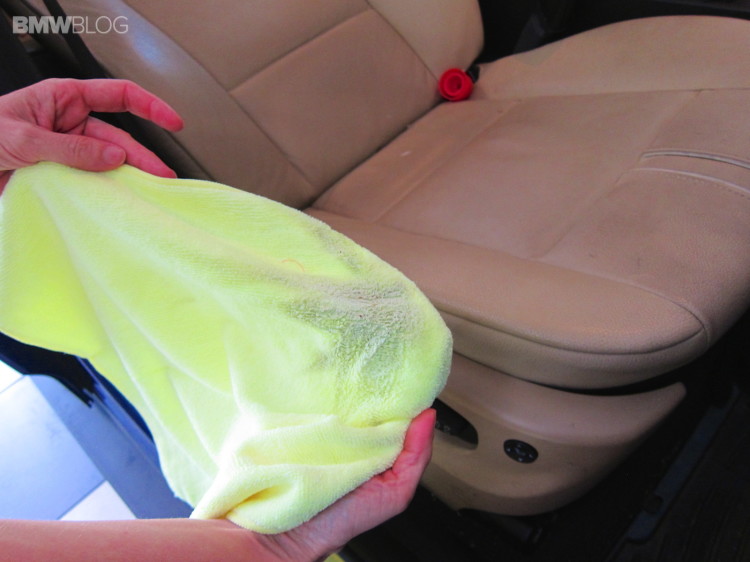 griots-leather-cleaner-5