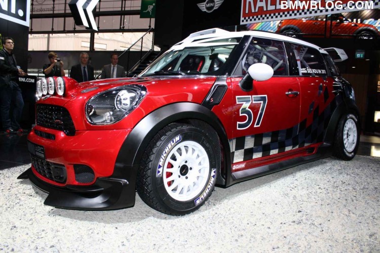 Video: Building the MINI WRC Evolution