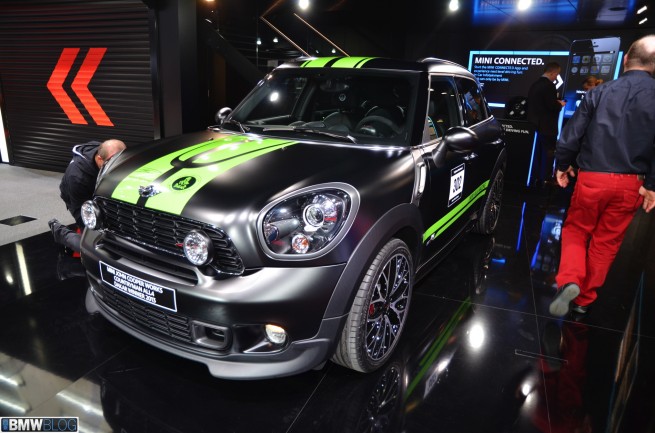mini-jcw-countryman-dakar-winner-10