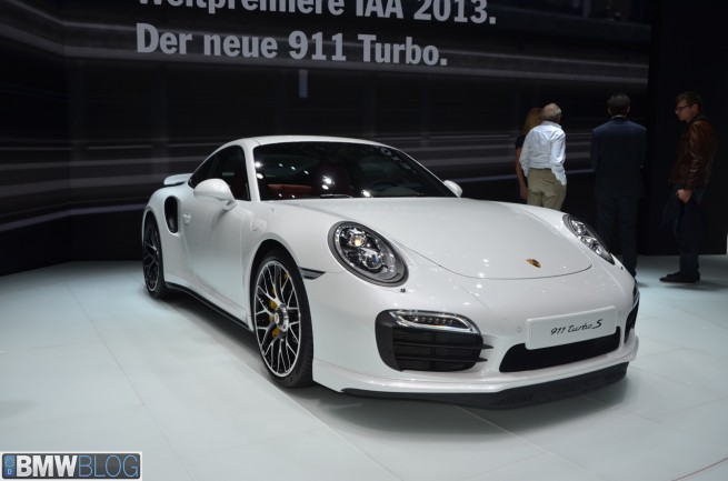 porsche-911-TURBO-08