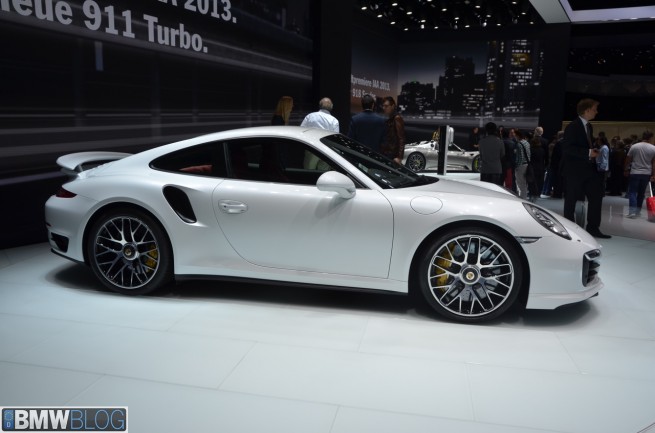 porsche-911-TURBO-10